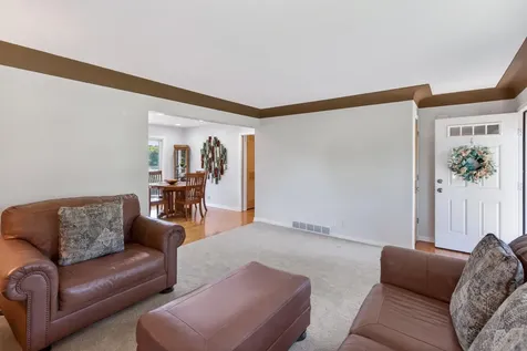 2133 62nd Street E Inver Grove Heights MN 55077