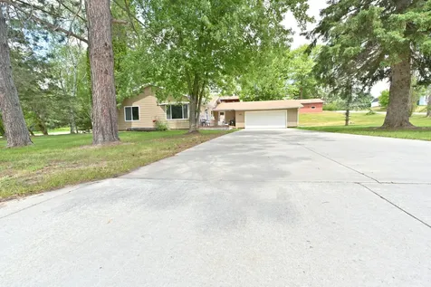 1025 SW 5th Street Grand Rapids MN 55744