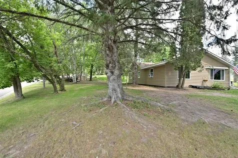 1025 SW 5th Street Grand Rapids MN 55744