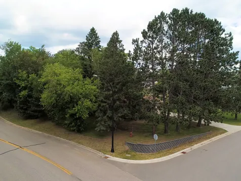 1025 SW 5th Street Grand Rapids MN 55744