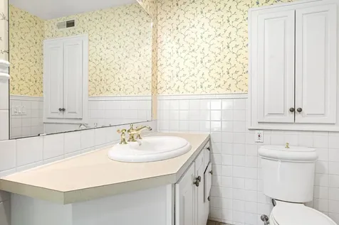 821 E Elm Avenue Waseca MN 56093