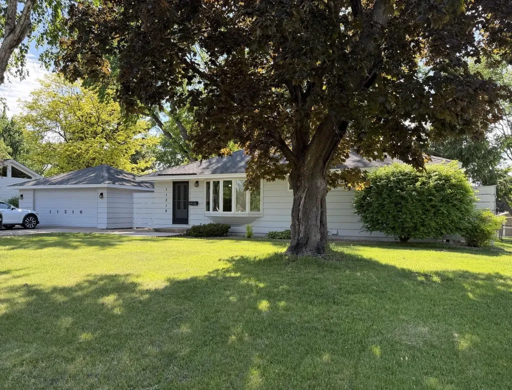11316 France Avenue S Minneapolis MN 55431