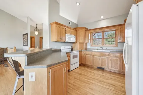 17489 Pleasant Valley Road Shafer MN 55074