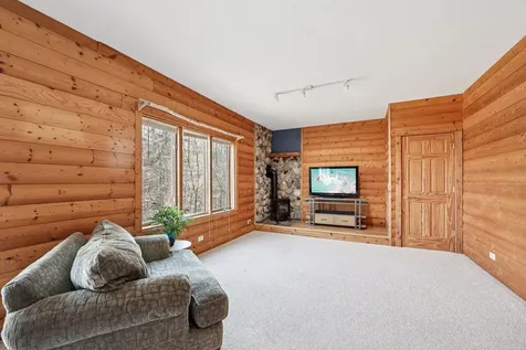 17489 Pleasant Valley Road Shafer MN 55074