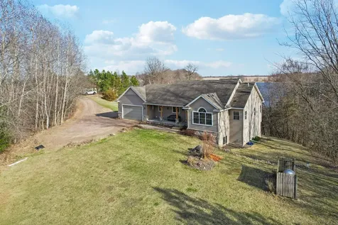 17489 Pleasant Valley Road Shafer MN 55074