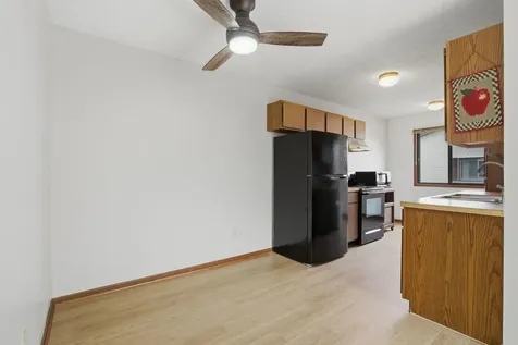 6616 83rd Court N Brooklyn Park MN 55445