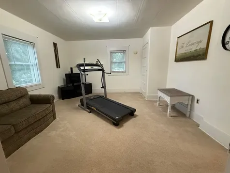 109 E Luella Street Le Roy MN 55951