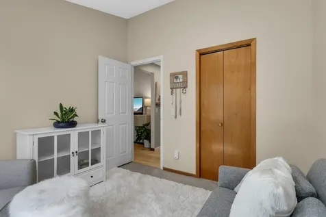 2307 Grange Avenue N Oakdale MN 55128