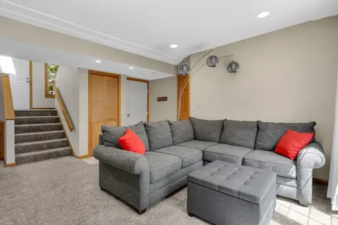 2307 Grange Avenue N Oakdale MN 55128