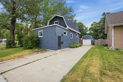 1306 18th Street S Fargo ND 58103
