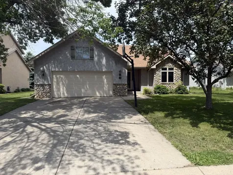 1414 Courtland W Waconia MN 55387