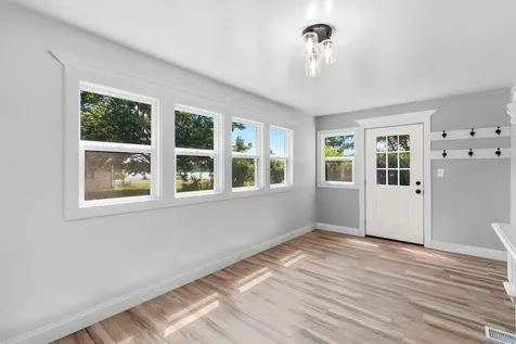 1759 Phalen Place Maplewood MN 55109