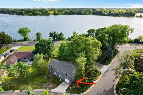 1759 Phalen Place Maplewood MN 55109