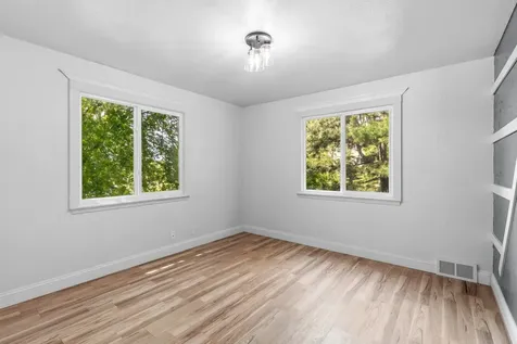 1759 Phalen Place Maplewood MN 55109