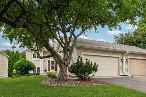 808 Winterberry Drive Woodbury MN 55125