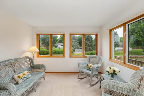 808 Winterberry Drive Woodbury MN 55125
