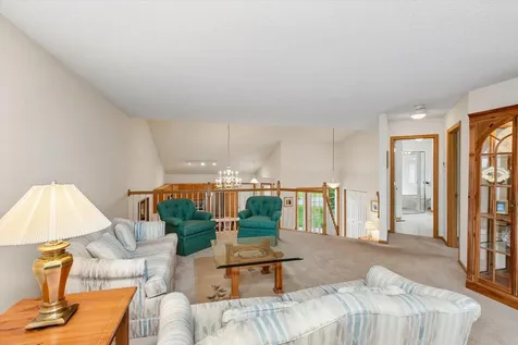 808 Winterberry Drive Woodbury MN 55125