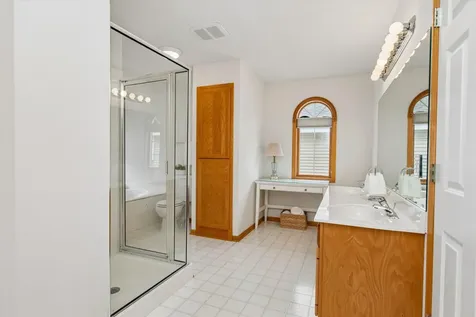 808 Winterberry Drive Woodbury MN 55125