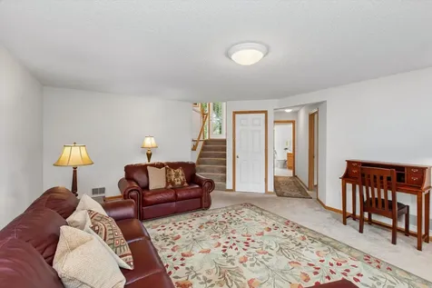 808 Winterberry Drive Woodbury MN 55125