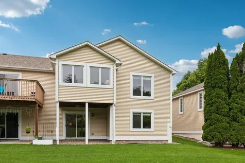 808 Winterberry Drive Woodbury MN 55125