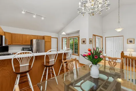 808 Winterberry Drive Woodbury MN 55125