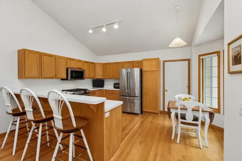 808 Winterberry Drive Woodbury MN 55125