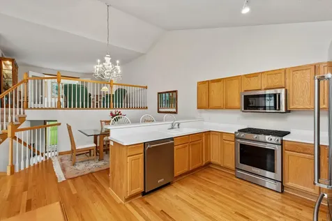 808 Winterberry Drive Woodbury MN 55125