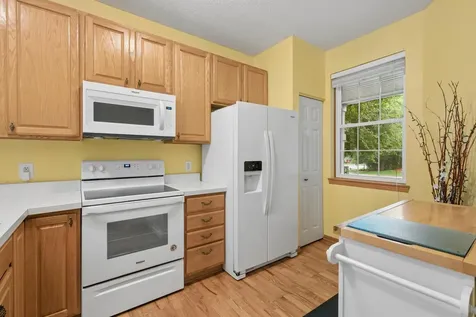 8011 Everest Lane N Maple Grove MN 55311