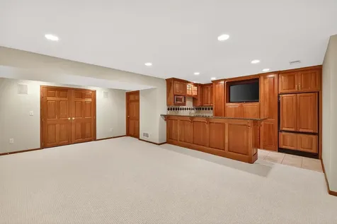 6608 Mohawk Trail Edina MN 55439