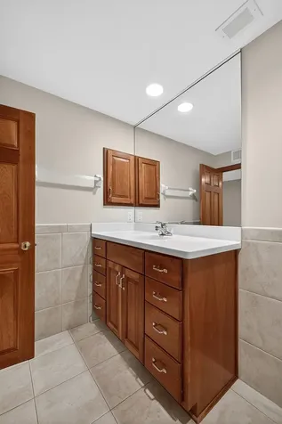 6608 Mohawk Trail Edina MN 55439