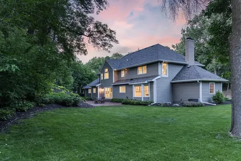 6608 Mohawk Trail Edina MN 55439
