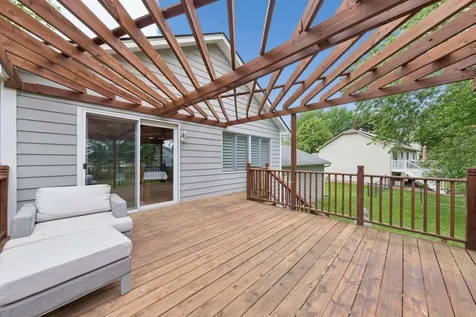 7250 Cactus Curve Chanhassen MN 55317