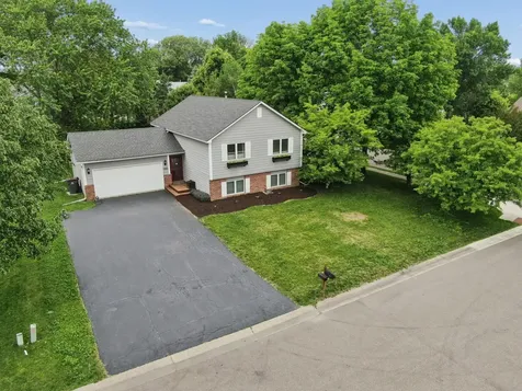 7250 Cactus Curve Chanhassen MN 55317