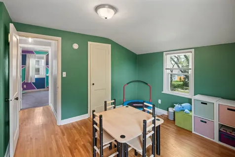 1734 Arlington Avenue E Saint Paul MN 55106