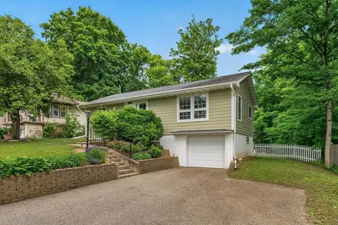 2390 Chateau Lane Mound MN 55364