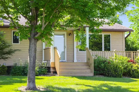 5414 Elkton Trail Faribault MN 55021