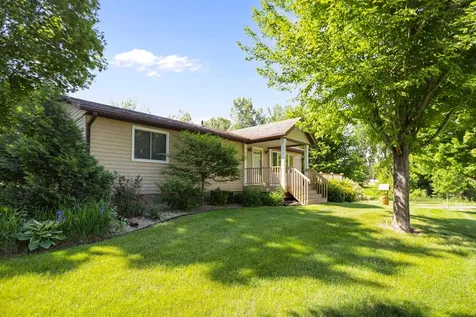 5414 Elkton Trail Faribault MN 55021