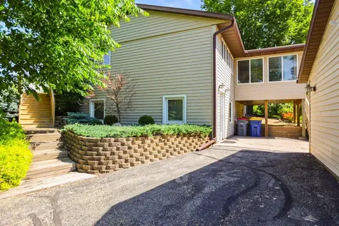 5414 Elkton Trail Faribault MN 55021
