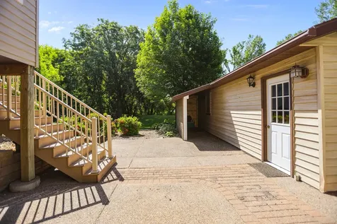 5414 Elkton Trail Faribault MN 55021