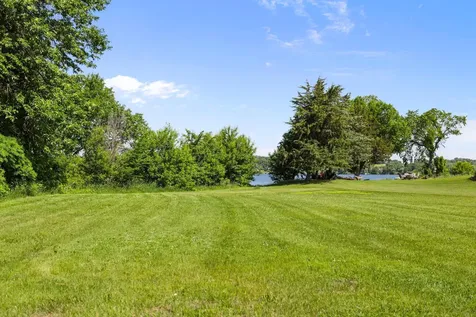 5414 Elkton Trail Faribault MN 55021