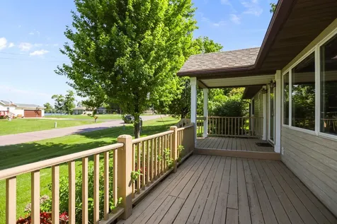 5414 Elkton Trail Faribault MN 55021