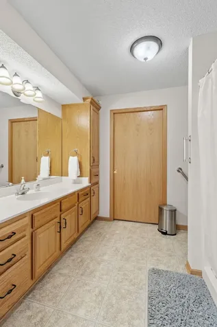 15631 Linnet Street NW Andover MN 55304