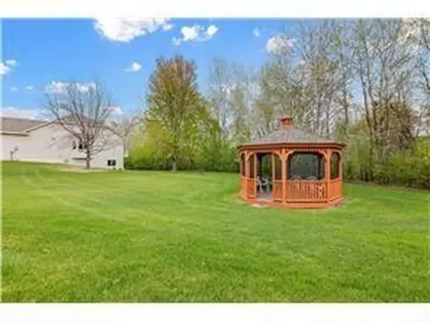 15631 Linnet Street NW Andover MN 55304