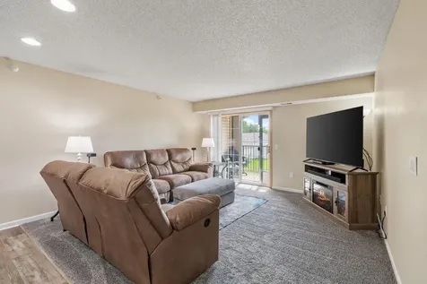 15631 Linnet Street NW Andover MN 55304