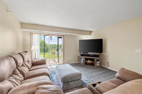15631 Linnet Street NW Andover MN 55304