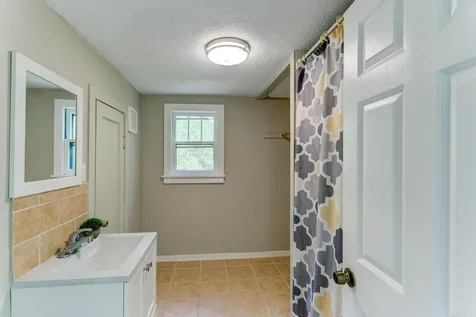 1612 County Road C E Maplewood MN 55109