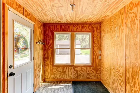 1612 County Road C E Maplewood MN 55109