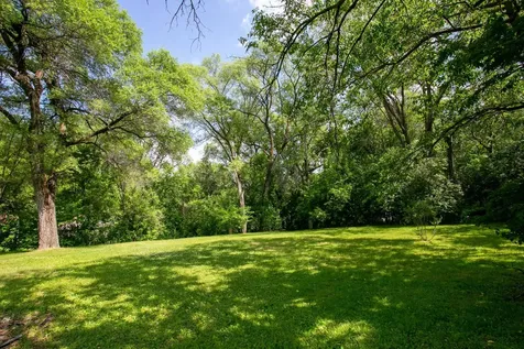 1612 County Road C E Maplewood MN 55109