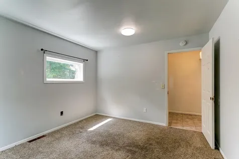 1612 County Road C E Maplewood MN 55109
