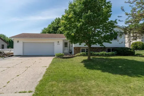 225 20th Street NW Owatonna MN 55060
